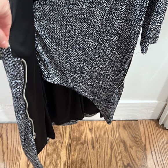 Express Print Dress - size XS/TP - Picture 9 of 9